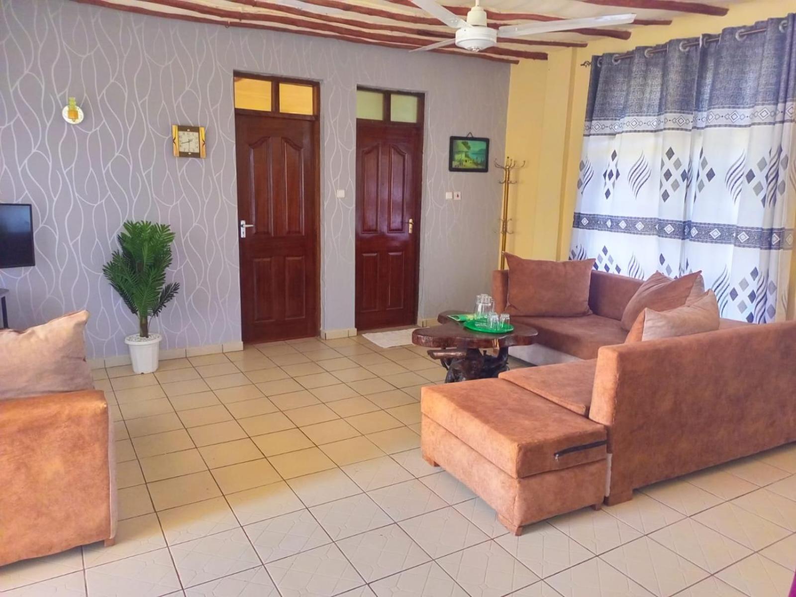 Simba Apartments Diani Beach Ngoại thất bức ảnh